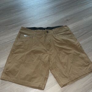 Kuhl vented crotch lightweight short hike camp climp oitdoor size 34